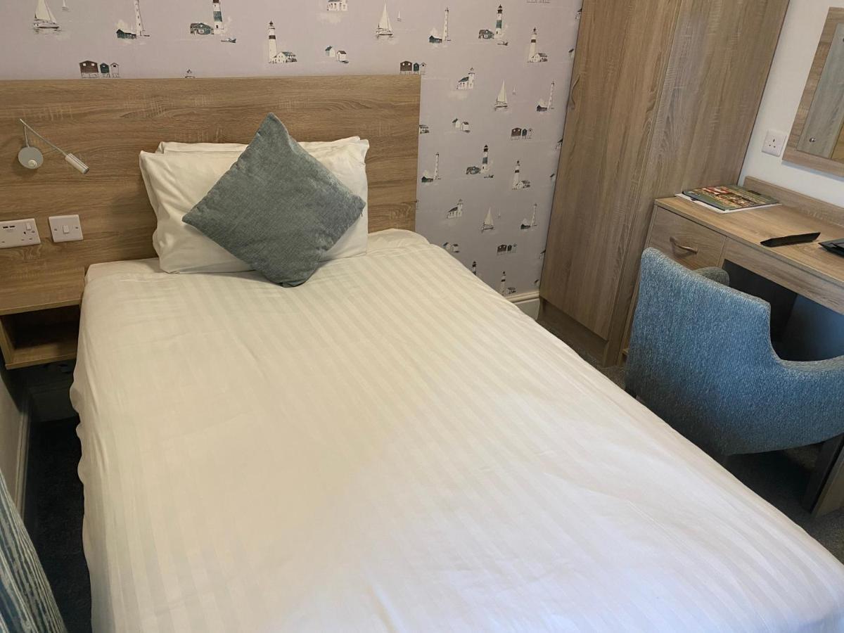 The Clarendon Hotel 모아캠비 외부 사진