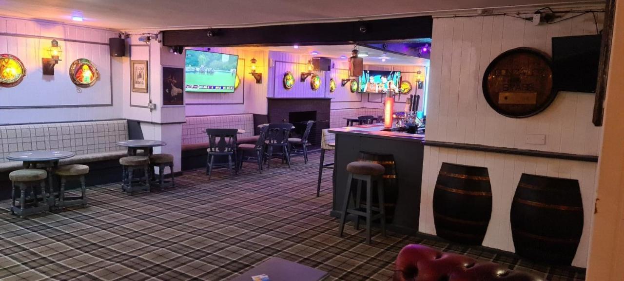 The Clarendon Hotel 모아캠비 외부 사진