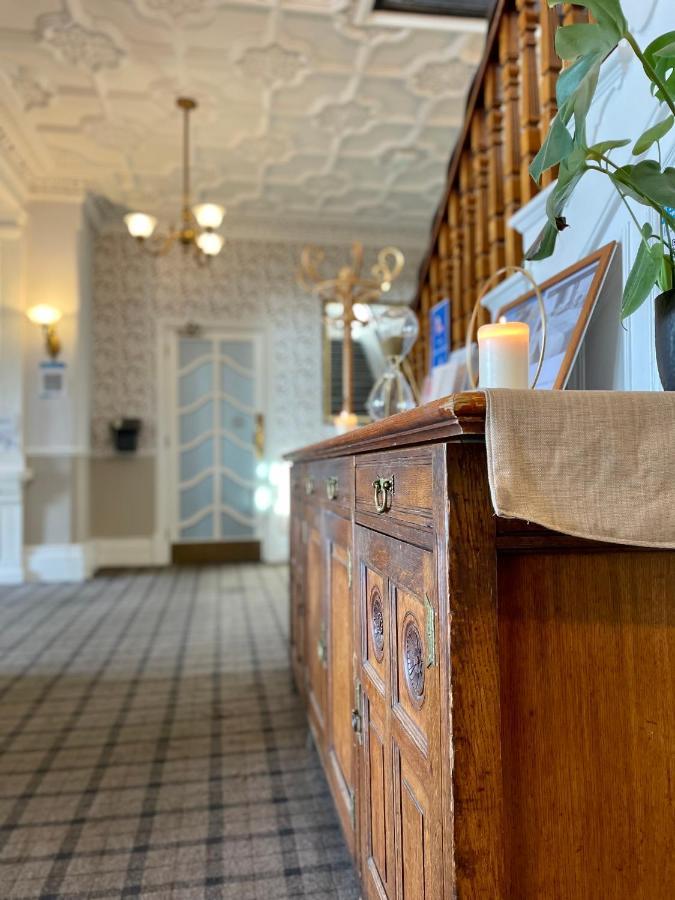 The Clarendon Hotel 모아캠비 외부 사진